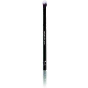Rodial Eye Contour Brush