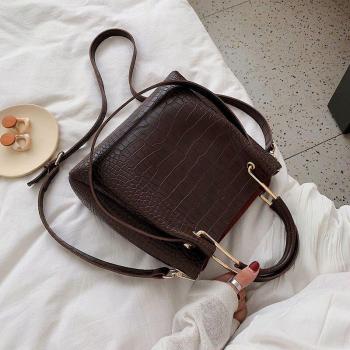 Bolso Runéalo Mujer