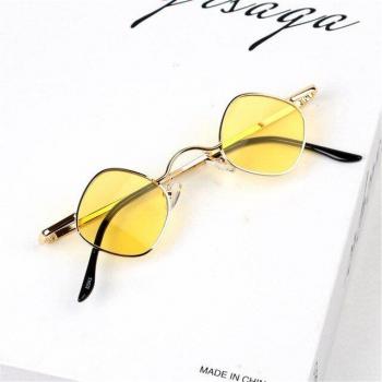 Lunettes de soleil en métal avec verres colorés