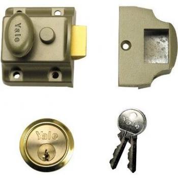 YALE 706 Non-Deadlocking Traditional Nightlatch & Brass Cylinder 40MM