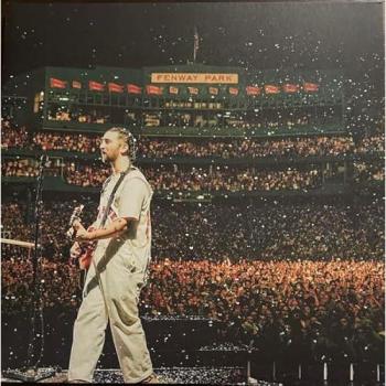 Fenway Park Live: Noah Kahan – Exclusive Red and Blue Vinyl
