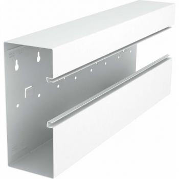 Weißes OBO Bettermann T‑Stück – GS AT‑90210