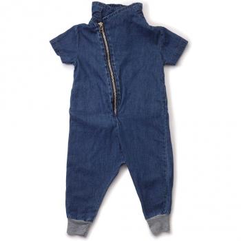 Mono de jean para bebé