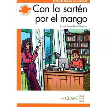 Con la sarten por el mango