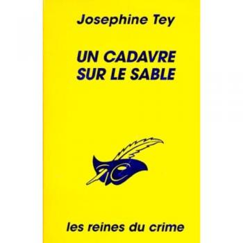 Un cadavre sur le sable (Le Masque)