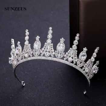 Accesorio Nupcial: Tiara de Cristales