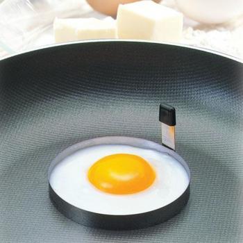 Vielseitige Kochform für Eier und Pfannkuchen