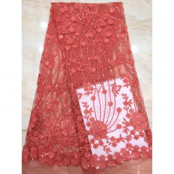 Robe brodée de sequins en polyester