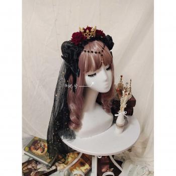 Zarte Rauten-Krone: Lolita Horn & Rosen Accessoire – Perfekter Schleier