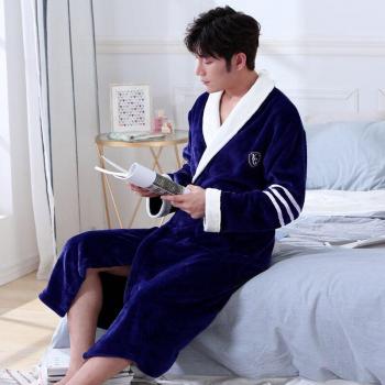 Herren-Homerobe aus weichem Flanell