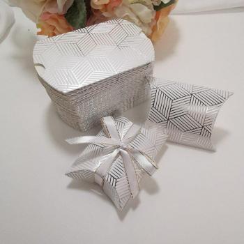 100pcs Pillow Shape Sweet Treat Boxes