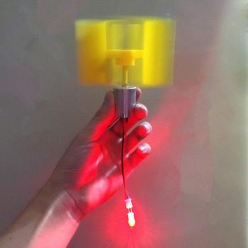 Kit de générateur éolien vertical avec moteur et lumière rouge