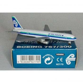 Boeing 767‑319ER “Early Kiwi” 1:600 Scale Collector’s Model