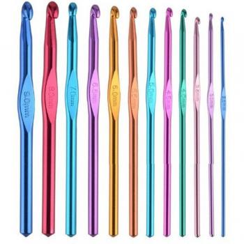Sewing Tools and Crochet Hook Set