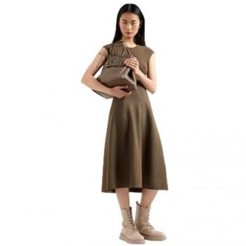 Armani Exchange: Estilo Midi en Tono Marrón con Manga Corta