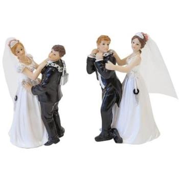 Figurine de couple en résine 10.7cm
