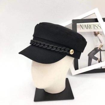Casquette octogonale avec chaîne pour loisirs