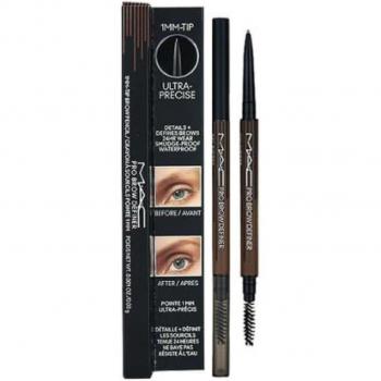 Stylo à sourcils M.A.C (Inaltérable)