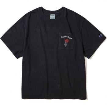 T-shirt Champion x Angelo Baque nera con taschino XL