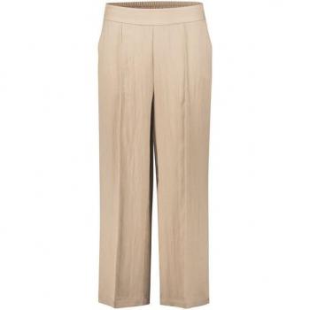 Zero Flared Pants mit fixierten Falten