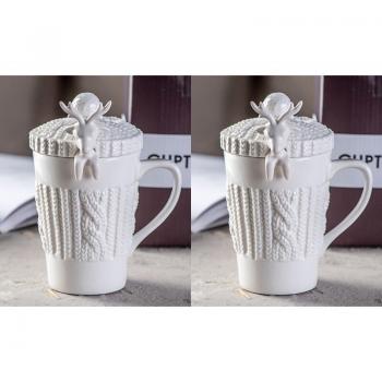 Tasse festive en céramique avec cuillère renne