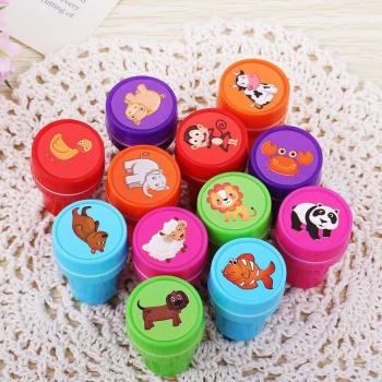Estampador Infantil con Motivo Frutal