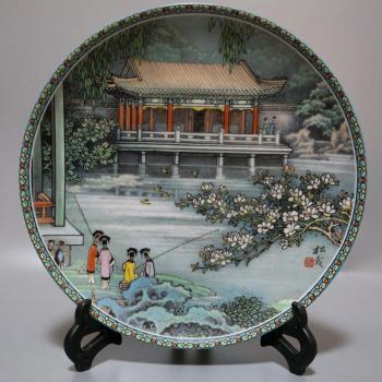 Assiette Jingdezhen, le jardin des merveilles