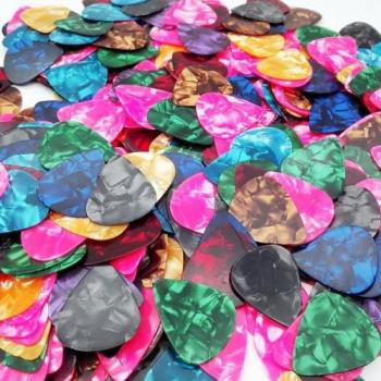 24 Guitar Picks with Secure Storage Case