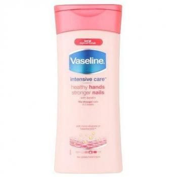 Vaseline Mains et Ongles Revitalisant