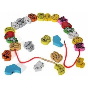 Montessori-Musterperlen mit Schnürsenkeln zum Auffädeln