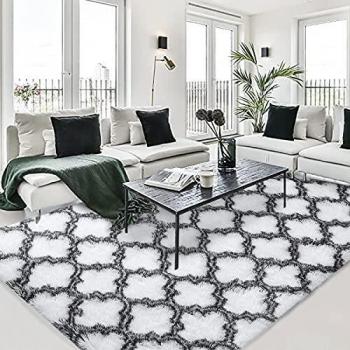Calore Serene Snow Bedroom Rug (White, 185 x 185 cm)