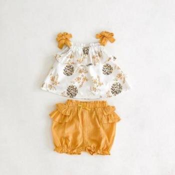 Summer 2022 Baby Girl 2-Piece Set with Bowknot Top and Leaf Pants