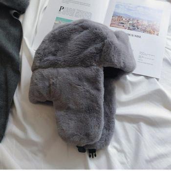 Sombrero de Felpa para Mujer: Gris Piel Sintética, Orejeras Cálidas
