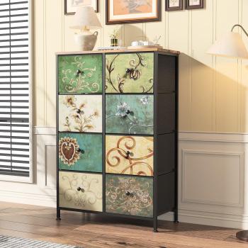 Lit cabane pour enfant avec tableau noir