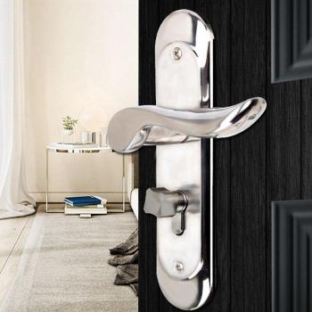Système de verrouillage de porte avec loquet double