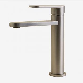 Robinet en laiton pour lavabo Alameda SKLUM Gris brossé 20 cm