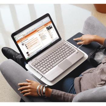 Logitech N600 Notebook-Ständer inkl. Touchpad und klappbarem Tastatur‑Panel