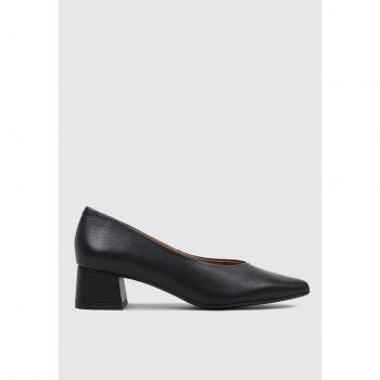 BASULI Schwarz Pumps von Sandra Fontan
