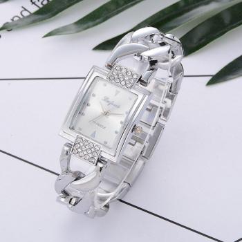 Horloge élégante en acier inoxydable pour femmes