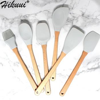 Outils de cuisine en silicone, 6 pièces avec manche en bois