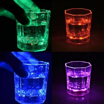 Tazas Interactivas con Luz