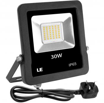 Replace 75W HPS with 30W LED Floodlight – 2400 Lumens