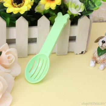 Small Animal Sand Bath Spoon
