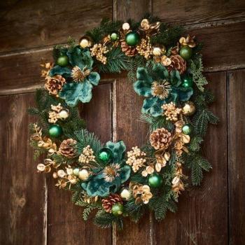 Velvet Floral Wreath