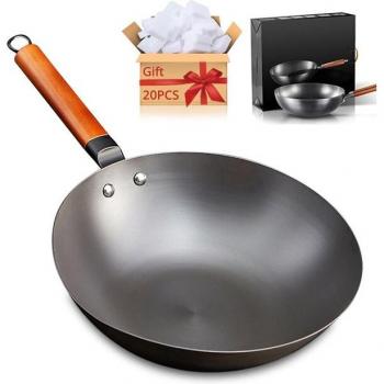 Wok en fer traditionnel avec boîte