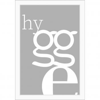 Queence Hygge HD Poster „Buchstaben“ – mit holzverkleideter Rahmung