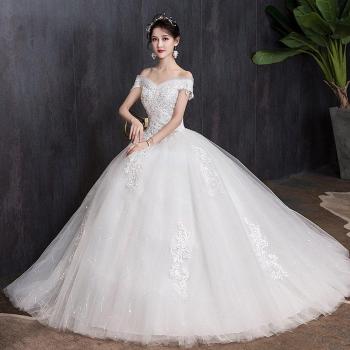 Vestido de Satén Clásico