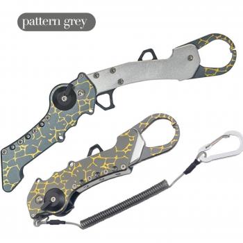 Pinza metálica para pesca