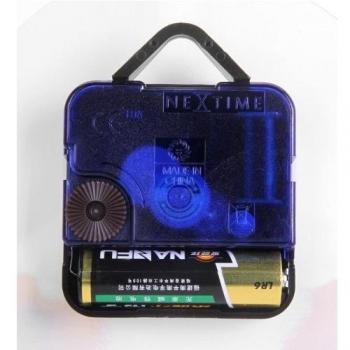 Hund Wanduhr Nextime Puppy 43 cm – Ölfarbe Glasquarz-Uhr