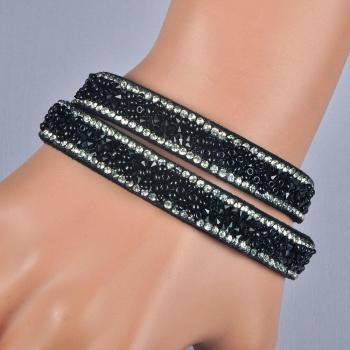 Abalorios Lokaer 8‑Colores Pulsera Multi‑Capas para Mujer